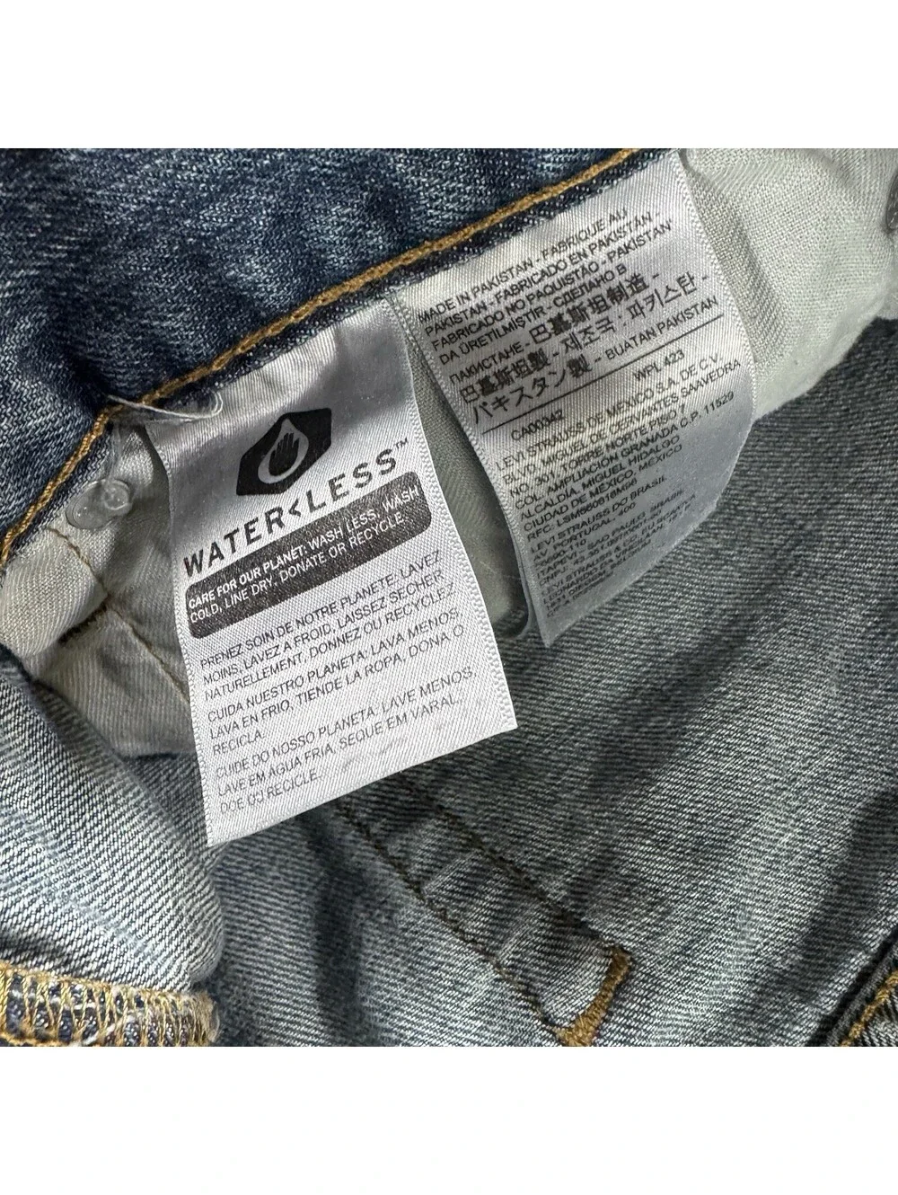 Levis levi men